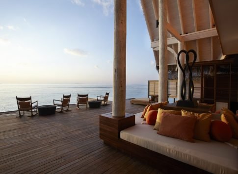 Anantara Kihavah Villas Spa relaxation deck ocean view