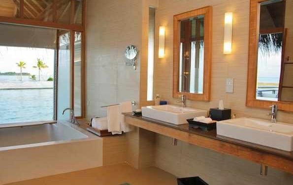 Deluxe Over Water bathroom AVM