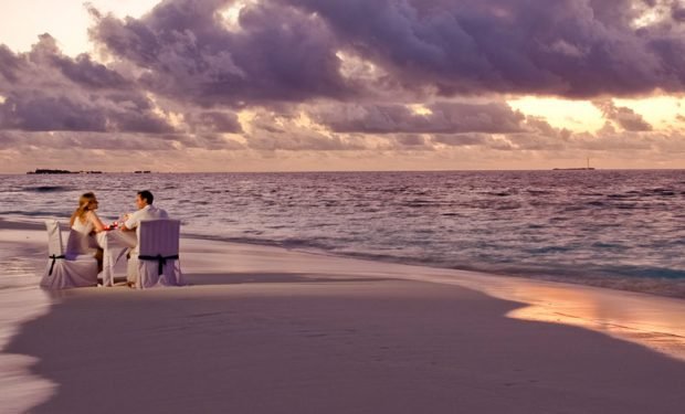 Destination dining 1170x470