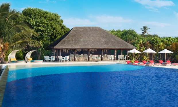 JA Manafaru Infinity Bar and Pool