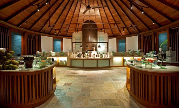 Halaveli maldives jahaz restaurant