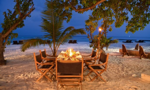 Moofushi maldives alizee restaurant