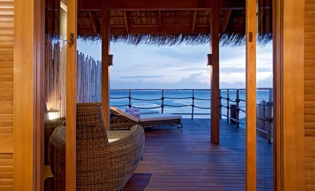 Moofushi maldives senior water villa