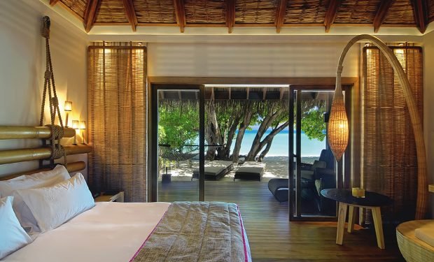 Moofushi maldives spacious beach villa