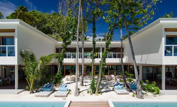 8 Bedroom Residence side2