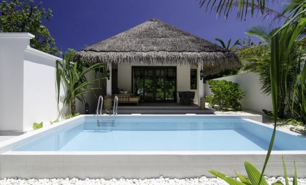 BeachVillaWithPool 940x475