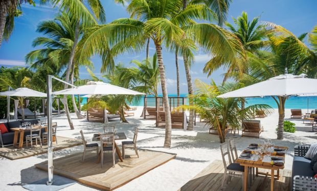InterContinental Maldives Cafe Umi Outdoor Seating
