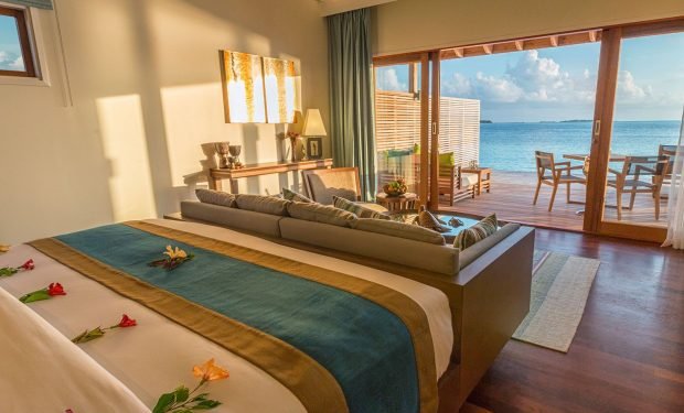 Ocean villa recropped