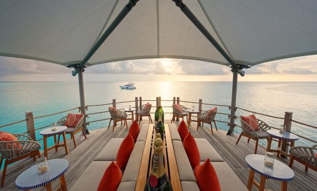 Sunset bar