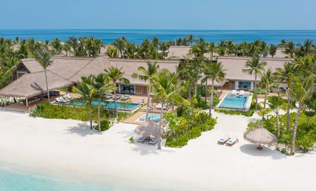 Three bedroom beach villa exterior 840x840