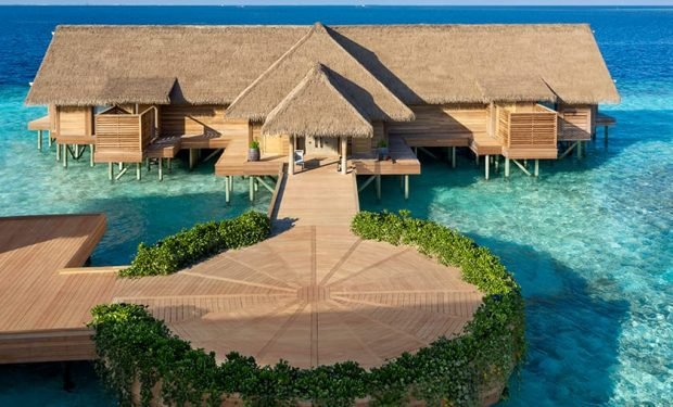 Two bedroom overwater villa entrance 840x840